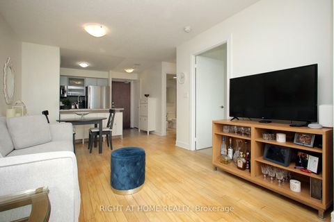 Photo 5 at 1507 - 16 Harrison Garden Boulevard, Willowdale East, Toronto