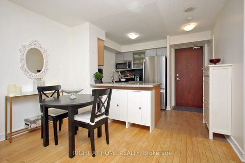 Photo 7 at 1507 - 16 Harrison Garden Boulevard, Willowdale East, Toronto