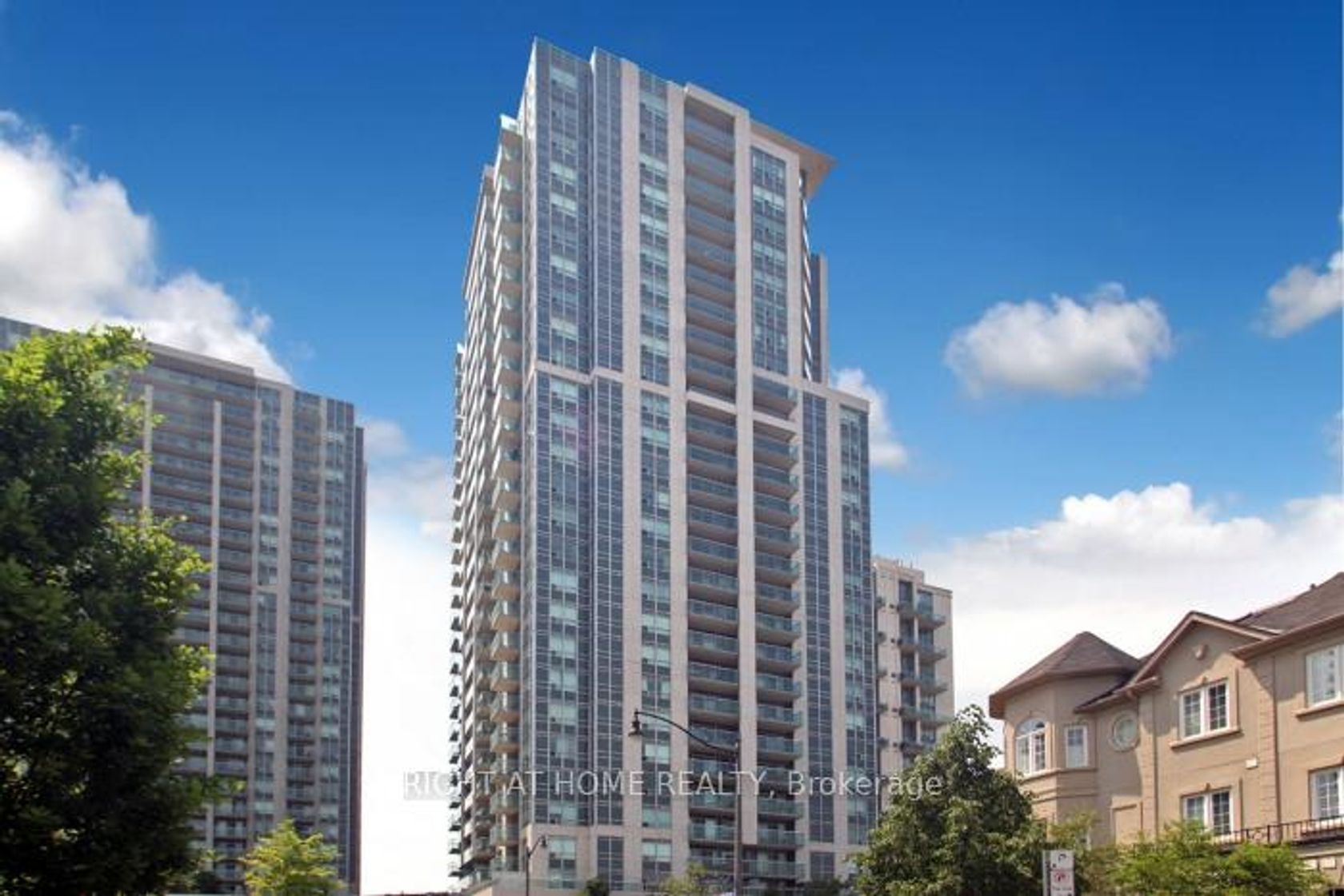 1507 - 16 Harrison Garden Boulevard, Willowdale East, Toronto 