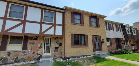 Photo 2 at 102 - 91 L'Amoreaux Drive S, L'Amoreaux, Toronto