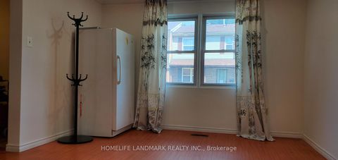 Photo 7 at 102 - 91 L'Amoreaux Drive S, L'Amoreaux, Toronto