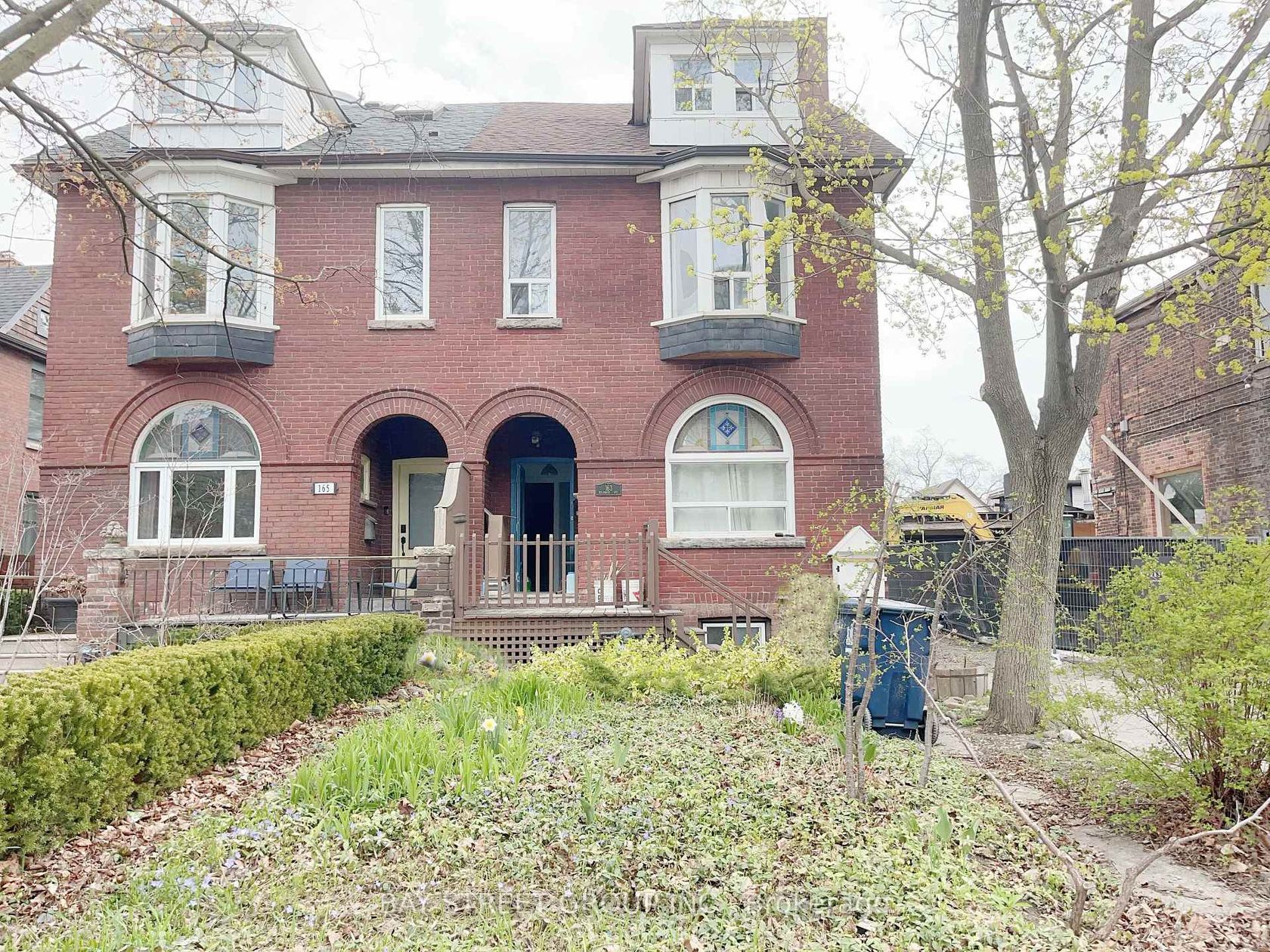 163 Delaware Avenue, Little Italy, Toronto by Loree Meneguzzi Real Estate 163 Delaware Avenue, Little Italy, Toronto