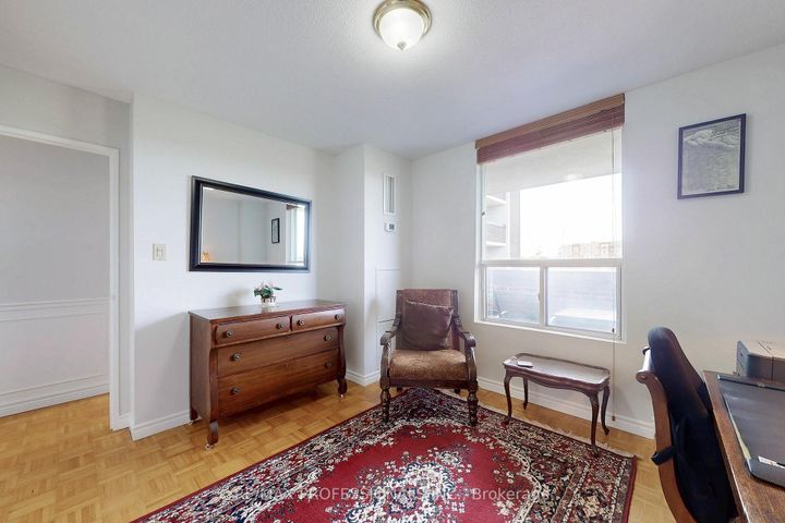 Photo 13 at 806 - 1535 Lakeshore Road E, Lakeview, Mississauga