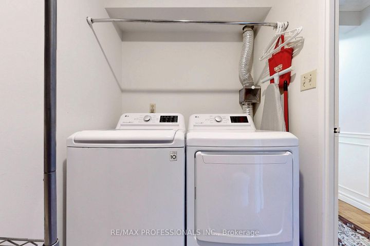 Photo 17 at 806 - 1535 Lakeshore Road E, Lakeview, Mississauga