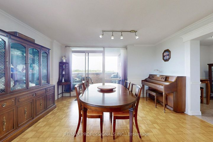 Photo 31 at 806 - 1535 Lakeshore Road E, Lakeview, Mississauga