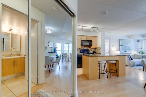 Photo 2 at 1401 - 20 Blue Jays Way, Waterfront Communities C1, Toronto