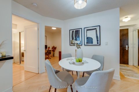 Photo 8 at 1401 - 20 Blue Jays Way, Waterfront Communities C1, Toronto