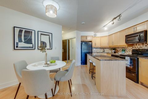 Photo 10 at 1401 - 20 Blue Jays Way, Waterfront Communities C1, Toronto