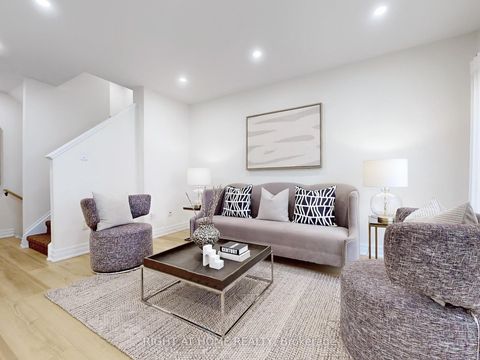 Photo 5 at 3 - 735 New Westminster Drive, Brownridge, Vaughan