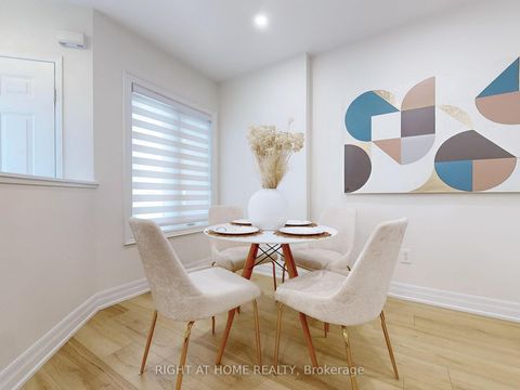 Photo 8 at 3 - 735 New Westminster Drive, Brownridge, Vaughan