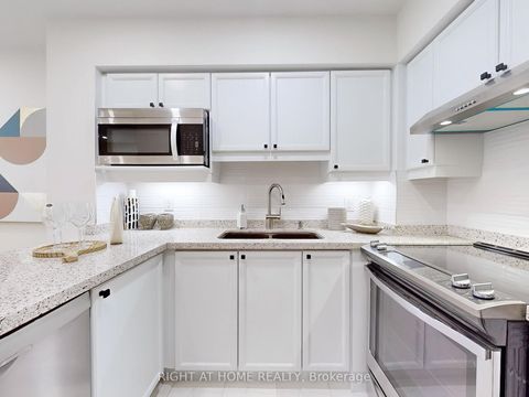 Photo 10 at 3 - 735 New Westminster Drive, Brownridge, Vaughan