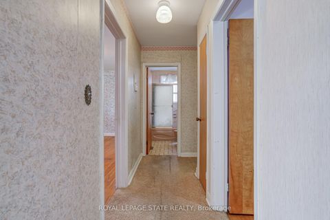 Photo 12 at 1191 Pinegrove Road, WO West, Oakville