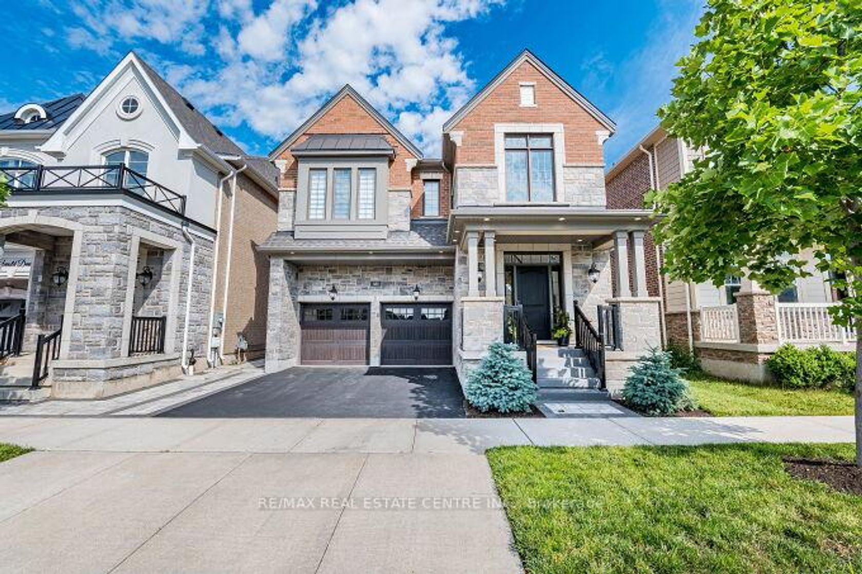 323 Harold Dent Trail, GO Glenorchy, Oakville 