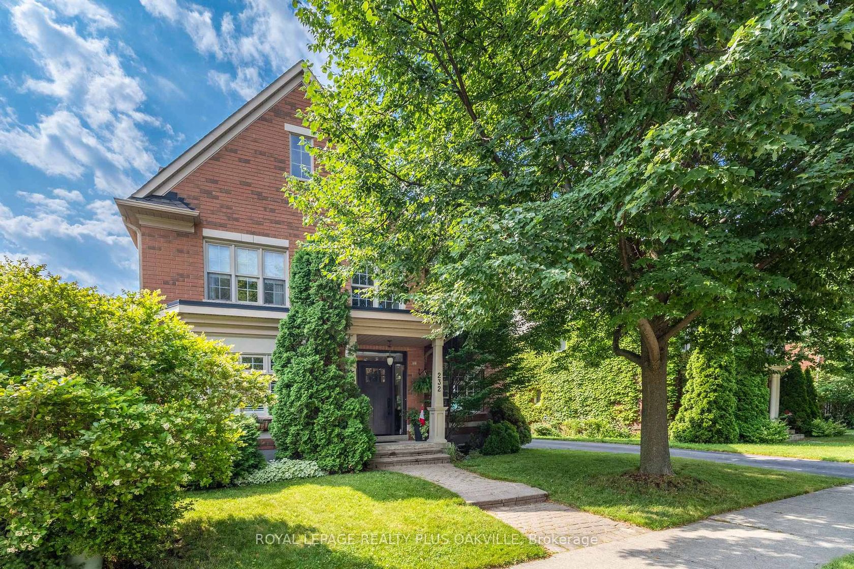 232 Lexington Road, RO River Oaks, Oakville 