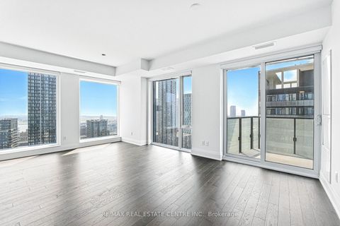 Photo 15 at 2013 - 470 Front Street W, Waterfront Communities C1, Toronto