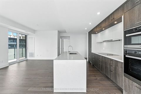 Photo 12 at 2013 - 470 Front Street W, Waterfront Communities C1, Toronto
