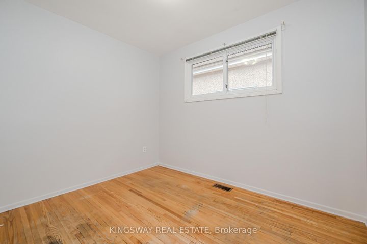 Photo 10 at 164 East 23rd Street, Eastmount, Hamilton