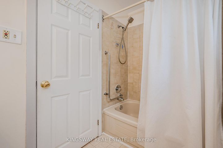 Photo 12 at 164 East 23rd Street, Eastmount, Hamilton