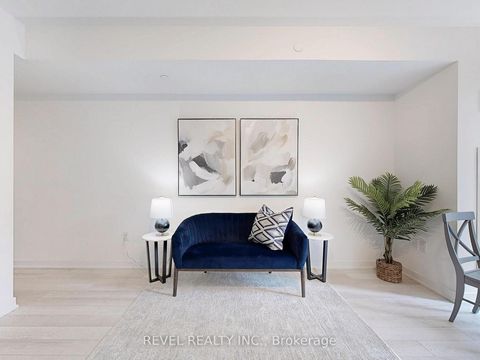 Photo 9 at 705 - 357 King Street W, Waterfront Communities C1, Toronto