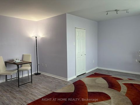 Photo 3 at 201 - 3460 Keele Street, York University Heights, Toronto
