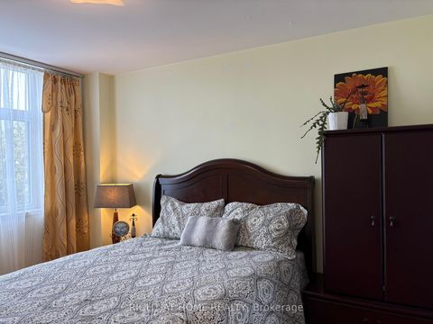 Photo 8 at 201 - 3460 Keele Street, York University Heights, Toronto