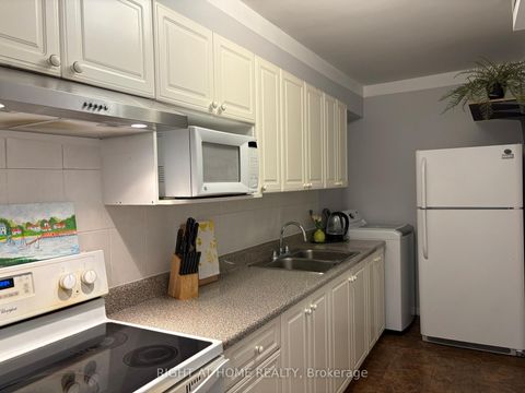 Photo 9 at 201 - 3460 Keele Street, York University Heights, Toronto