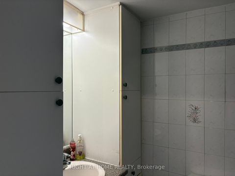 Photo 15 at 201 - 3460 Keele Street, York University Heights, Toronto