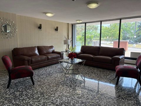 Photo 18 at 201 - 3460 Keele Street, York University Heights, Toronto
