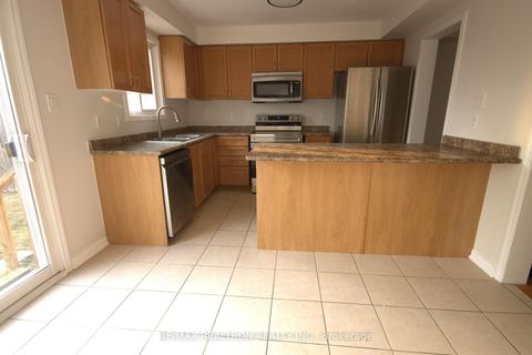 Photo 12 at 70 Commonwealth Road, Shore, Barrie