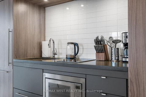 Photo 18 at 704 - 155 Yorkville Avenue, Annex, Toronto