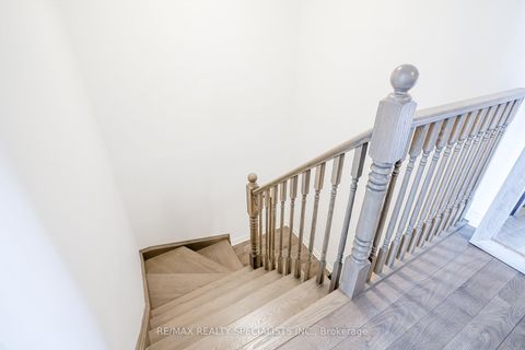 Photo 23 at 513 - 150 Oak Park Boulevard, RO River Oaks, Oakville