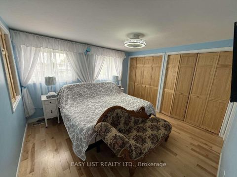 Photo 13 at 20 Corbett Drive, Grove East, Barrie