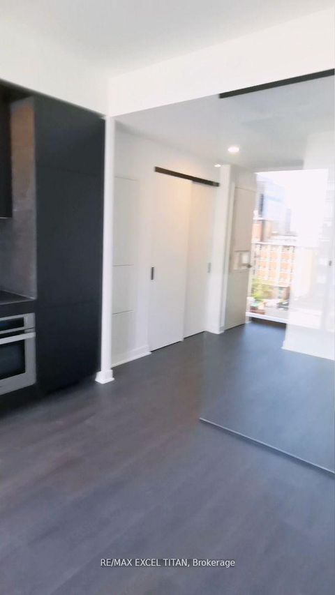 Photo 3 at 816 - 55 Charles Street E, Bay Street Corridor, Toronto