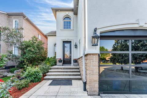 Photo 2 at 2293 Woodcrest Drive, WM Westmount, Oakville