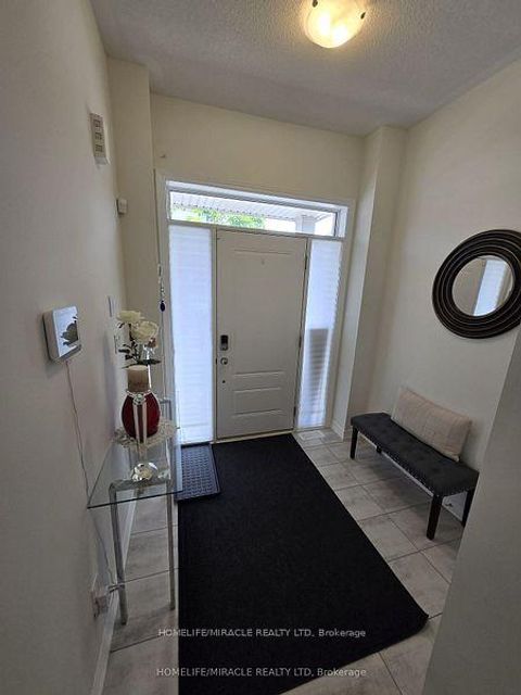 Photo 3 at 296 Okanagan Path, Donevan, Oshawa