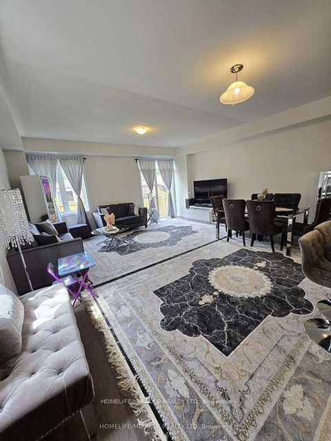 Photo 7 at 296 Okanagan Path, Donevan, Oshawa