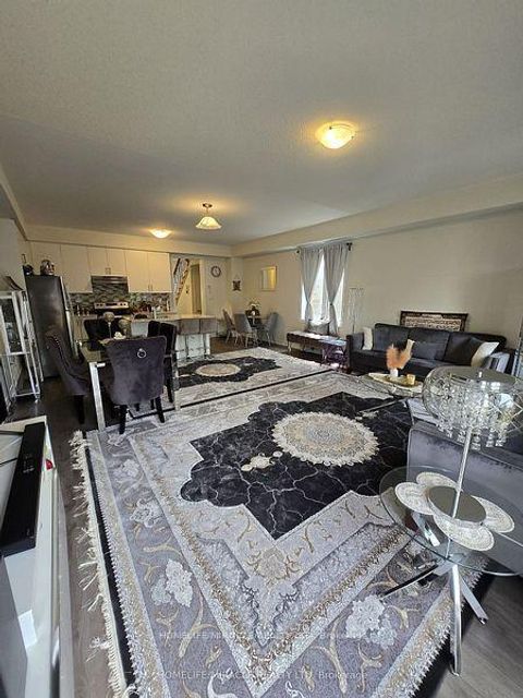 Photo 11 at 296 Okanagan Path, Donevan, Oshawa