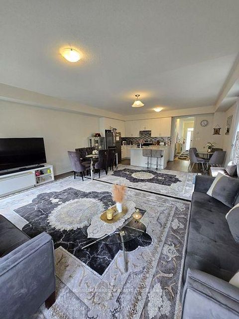 Photo 12 at 296 Okanagan Path, Donevan, Oshawa