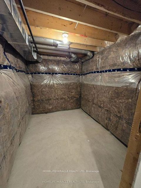 Photo 29 at 296 Okanagan Path, Donevan, Oshawa