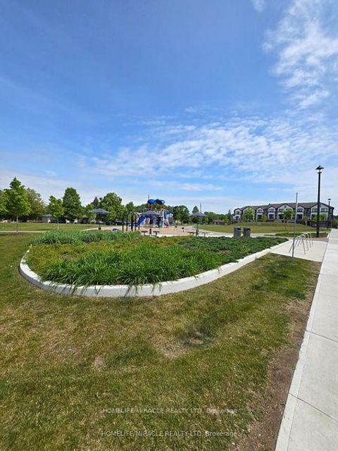 Photo 34 at 296 Okanagan Path, Donevan, Oshawa