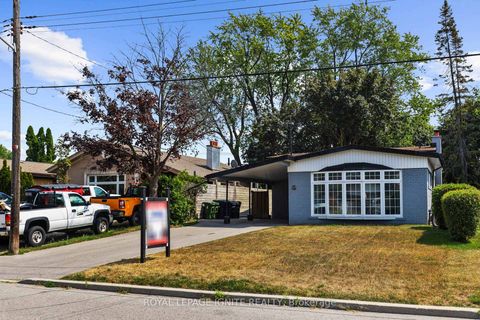 Photo 1 at 47 Deerfield Road, Bendale, Toronto