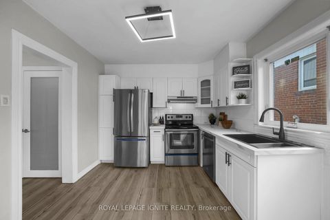 Photo 16 at 47 Deerfield Road, Bendale, Toronto