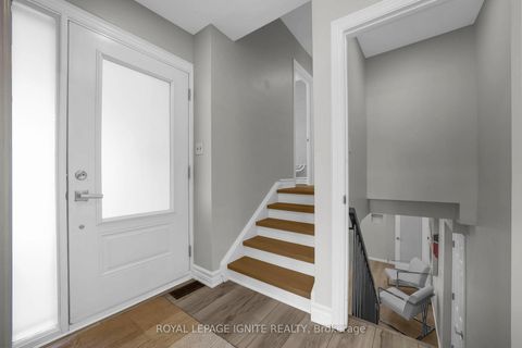 Photo 18 at 47 Deerfield Road, Bendale, Toronto