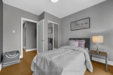 Photo 19 at 47 Deerfield Road, Bendale, Toronto