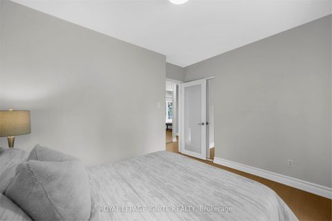 Photo 26 at 47 Deerfield Road, Bendale, Toronto