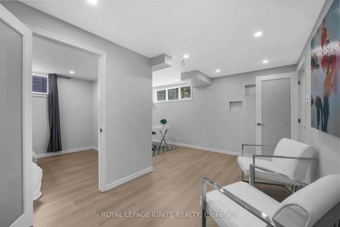Photo 32 at 47 Deerfield Road, Bendale, Toronto