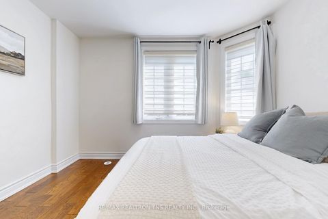 Photo 22 at C11 - 108 Finch Avenue W, Newtonbrook West, Toronto