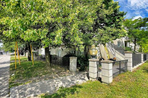 Photo 30 at C11 - 108 Finch Avenue W, Newtonbrook West, Toronto