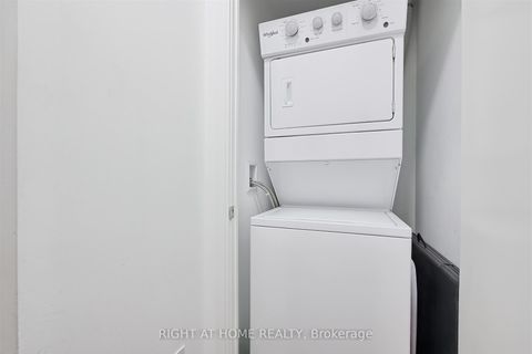 Photo 3 at 321 - 621 Sheppard Avenue E, Bayview Village, Toronto