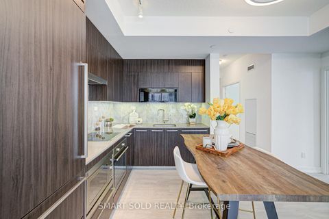 Photo 12 at 305 - 90 Queens Wharf Road, Waterfront Communities C1, Toronto